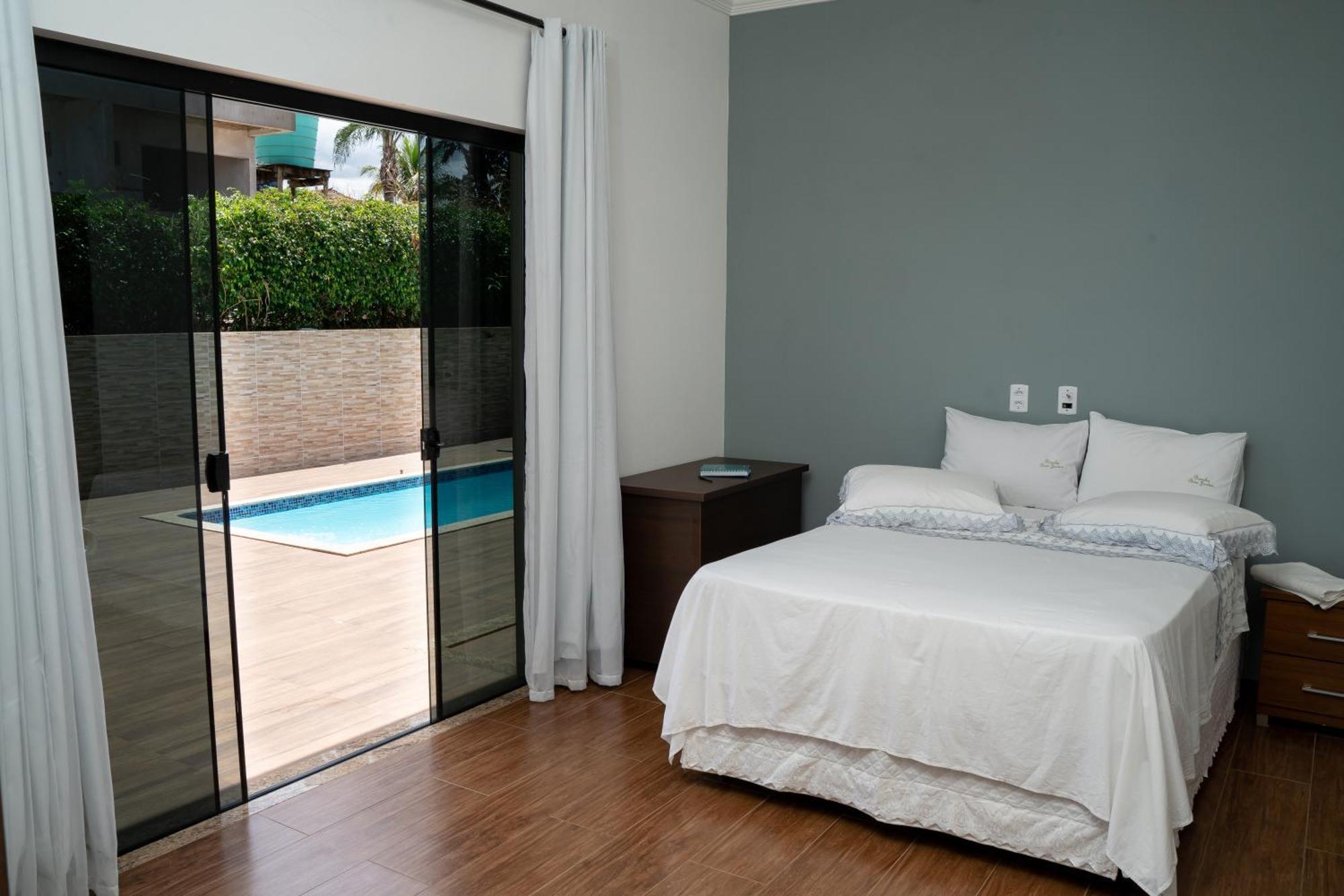 Casa Com Piscina Vista Para Lago, 03 Quartos Confortaveis Capitolio Ngoại thất bức ảnh